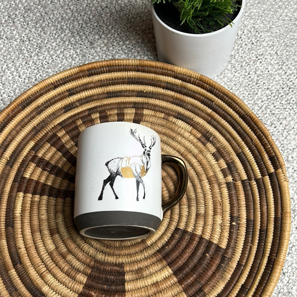 Threshold mug deer with vest✨